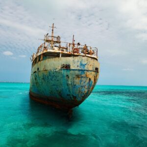 Shipwreck adventure guided tour from Sun & Fun Sea Sports.